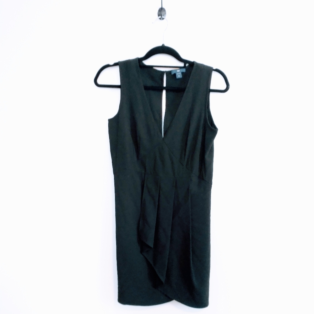 Gap black dress with front pleated detail size 2